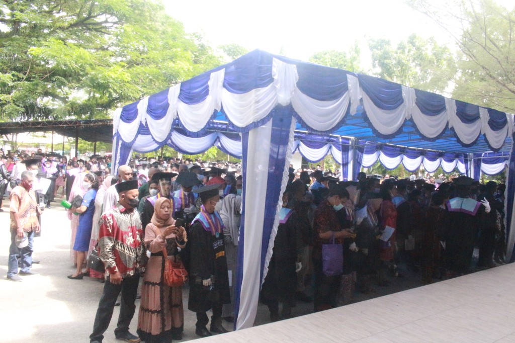 AA002a wisuda 14-12-2021