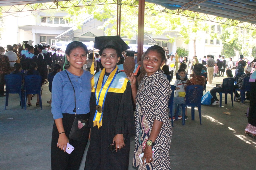 AA004a wisuda 14-12-2021