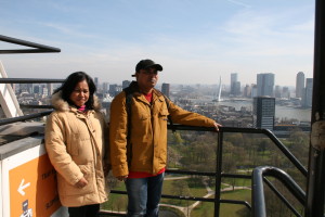 yani en ata op de euromast en in de markthal in rotterdam 003